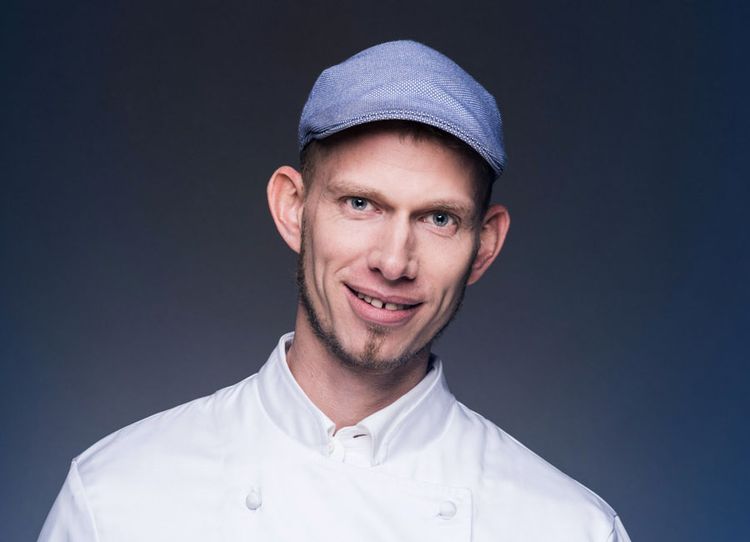 Boris Bommel überzeugte mit seiner kulinarischen Ausrichtung die Jury des Großen Restaurant & Hotel Guide. Sie wählte ihn zum Koch des Jahres 2022